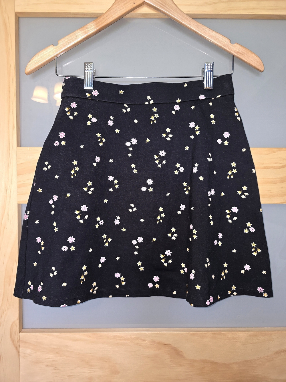 LOFT Black Mini Skirt with Pink & Cream Floral Print